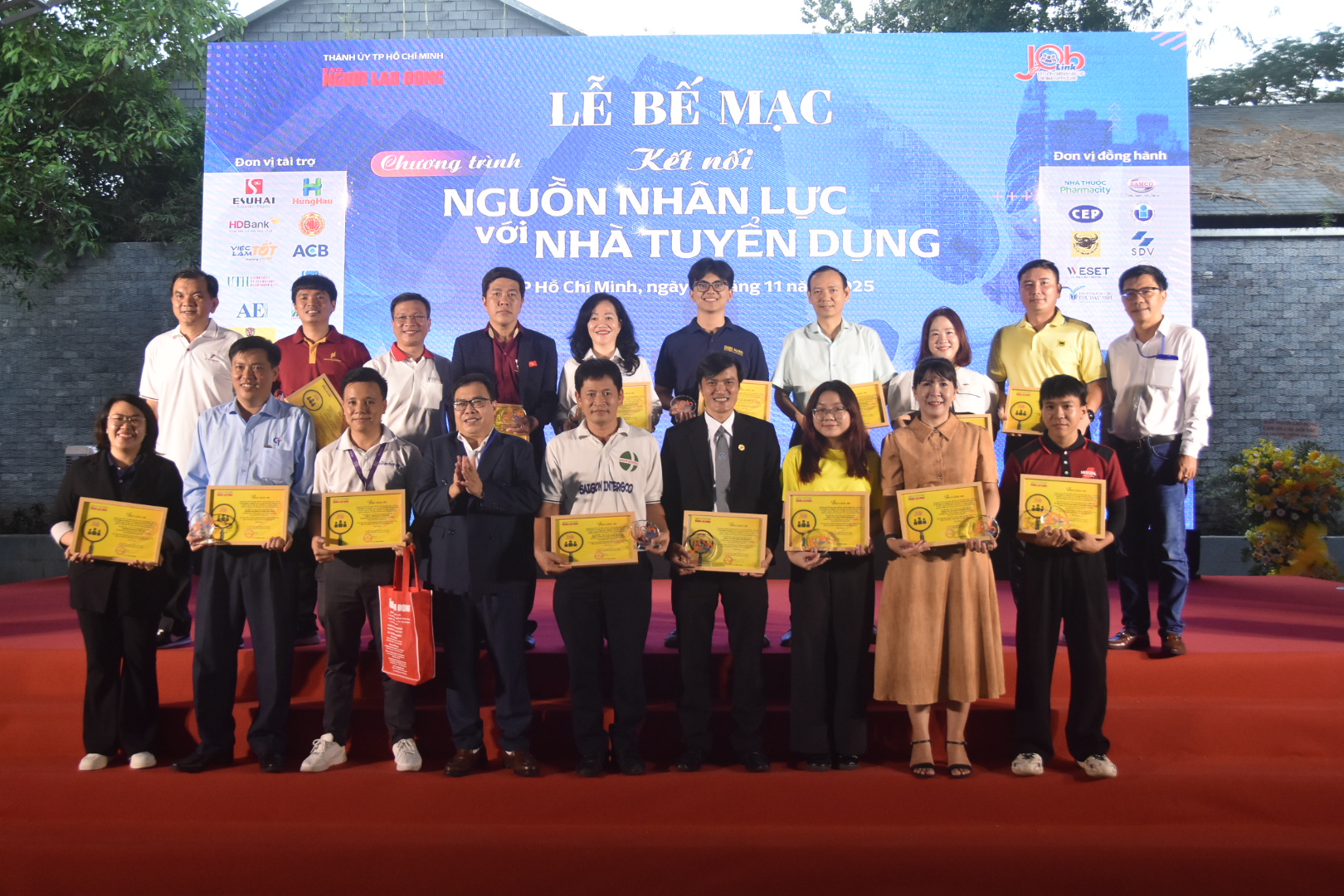 Job Link 2025 khép lại, mở ra cơ hội việc làm cho hàng ngàn lao động trẻ - Ảnh 8.