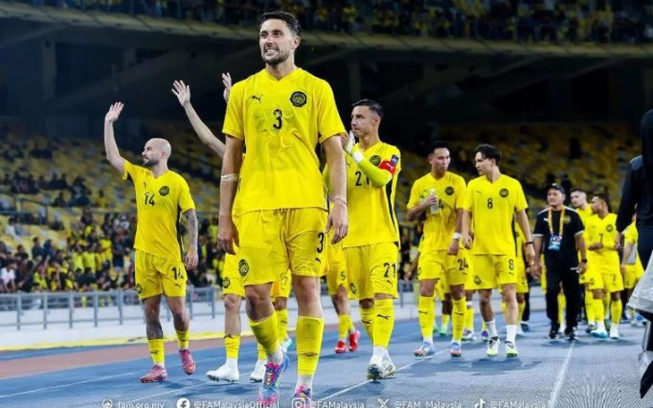 Làng bóng đá sửng sốt trước sức mạnh của Triều Tiên  - Ảnh 5.