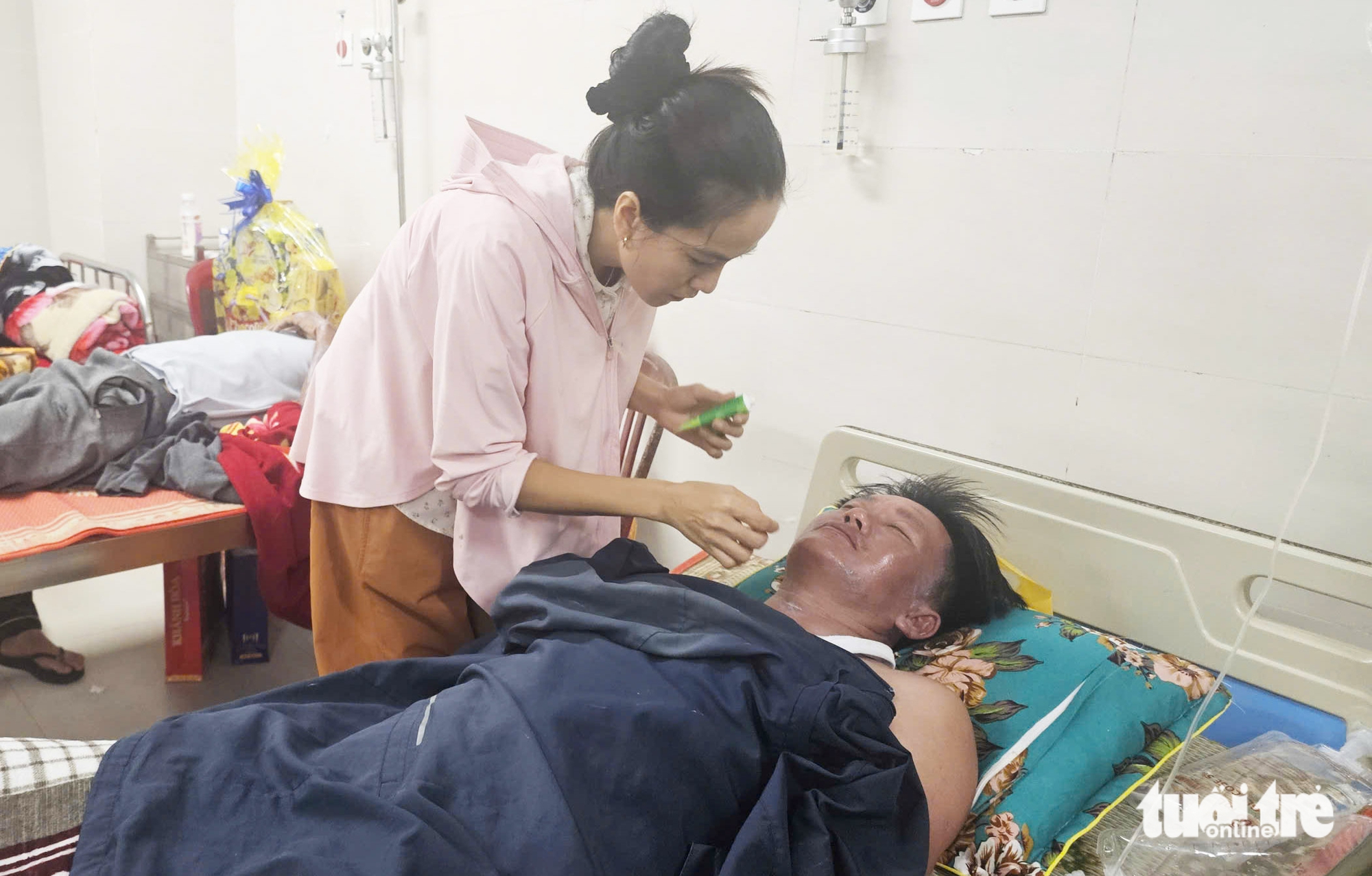 Vợ 'người hùng' Lý Sơn: Chồng nói trở về, không thất hứa, anh là người dũng cảm! - Ảnh 4.