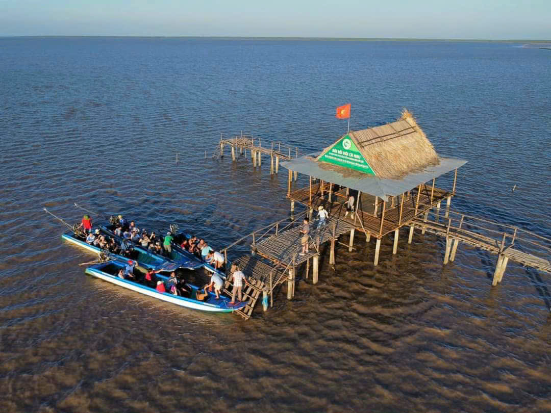 Bất ngờ lượng khách du lịch đến với các tỉnh miền Tây dịp lễ- Ảnh 18.