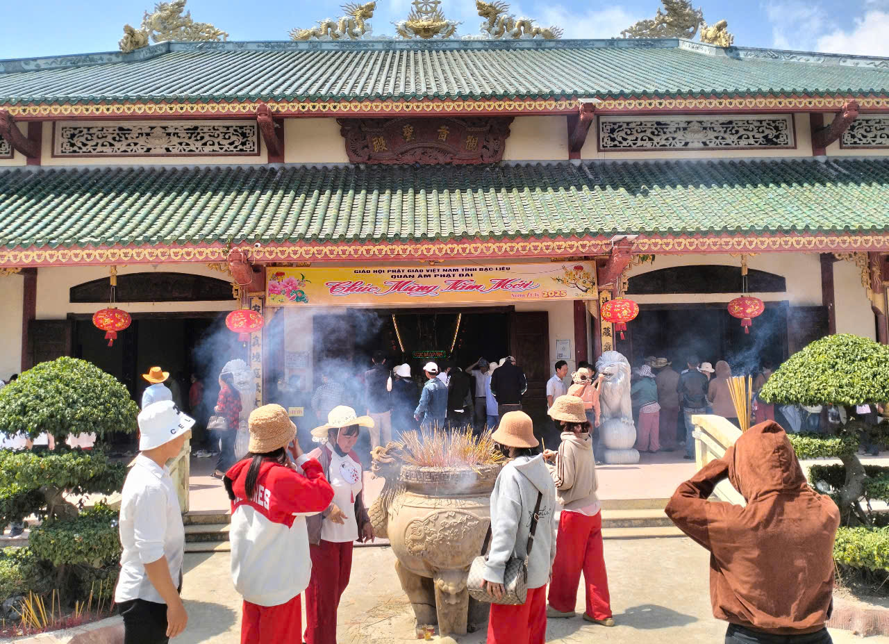 Bất ngờ lượng khách du lịch đến với các tỉnh miền Tây dịp lễ- Ảnh 21.