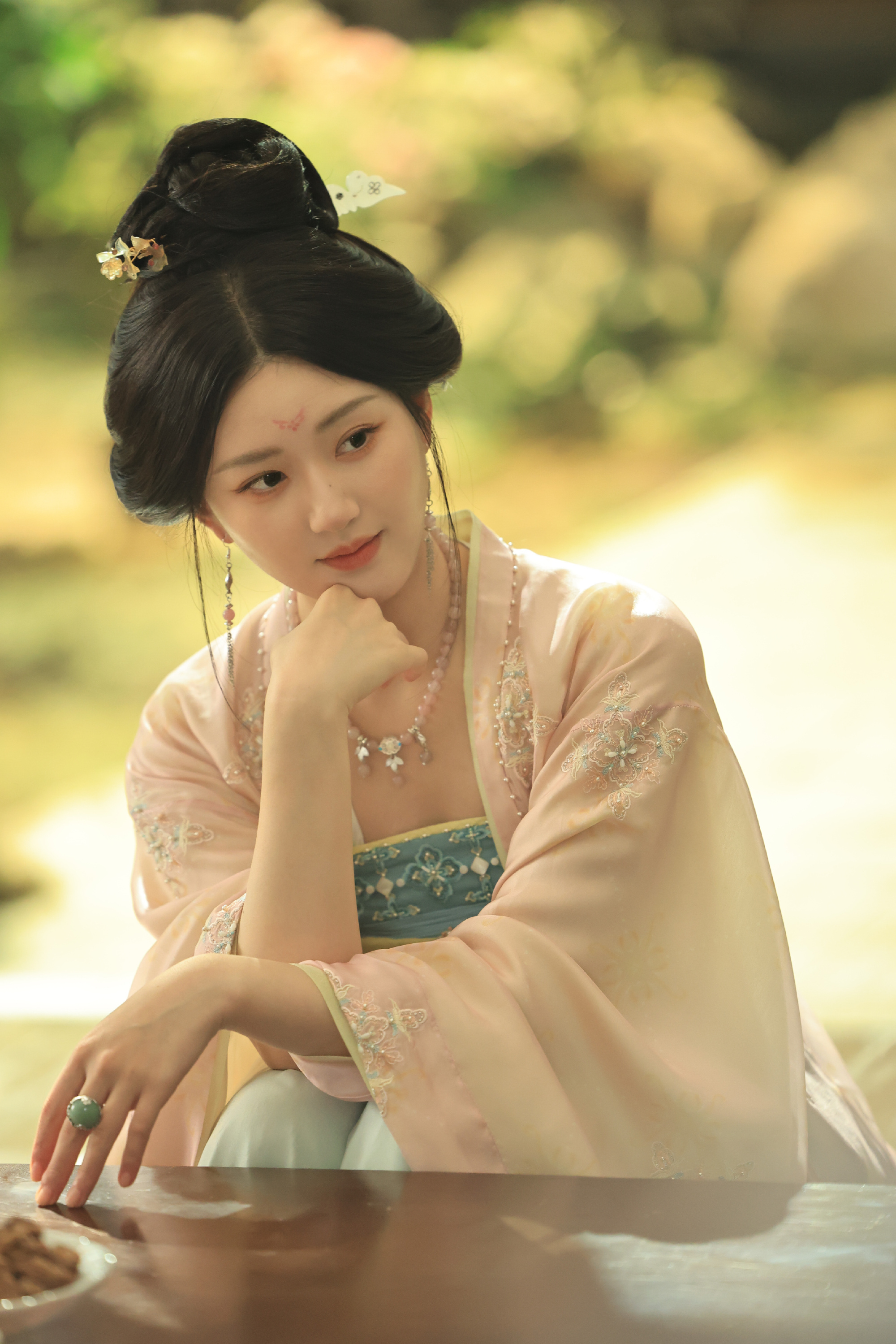 5 nữ chính cổ trang Hoa ngữ được yêu thích nhất: Ai cũng mạnh mẽ, giỏi giang và đầy khí chất- Ảnh 2.