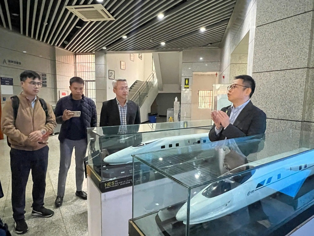 Vinaconex tiên phong đưa học viên ra nước ngoài học tập công nghệ đường sắt  - 3