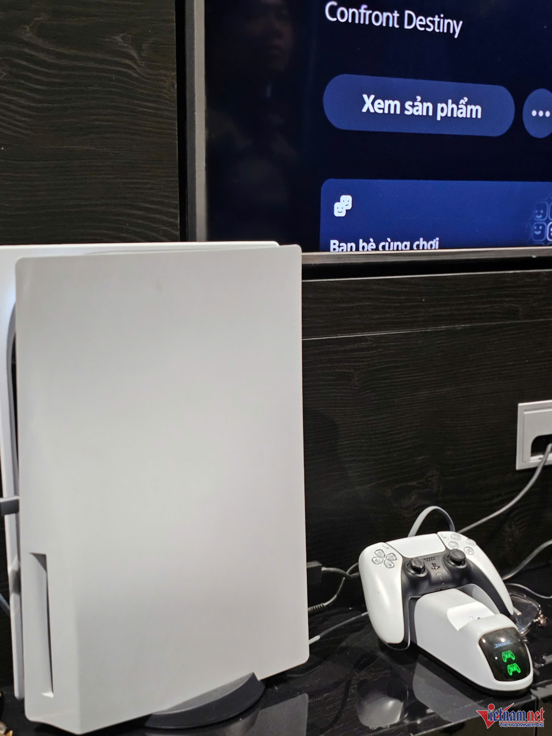 Sở thích độc lạ ít người biết trong căn hộ 10 tỷ đồng của Nguyễn Văn Chung - 16