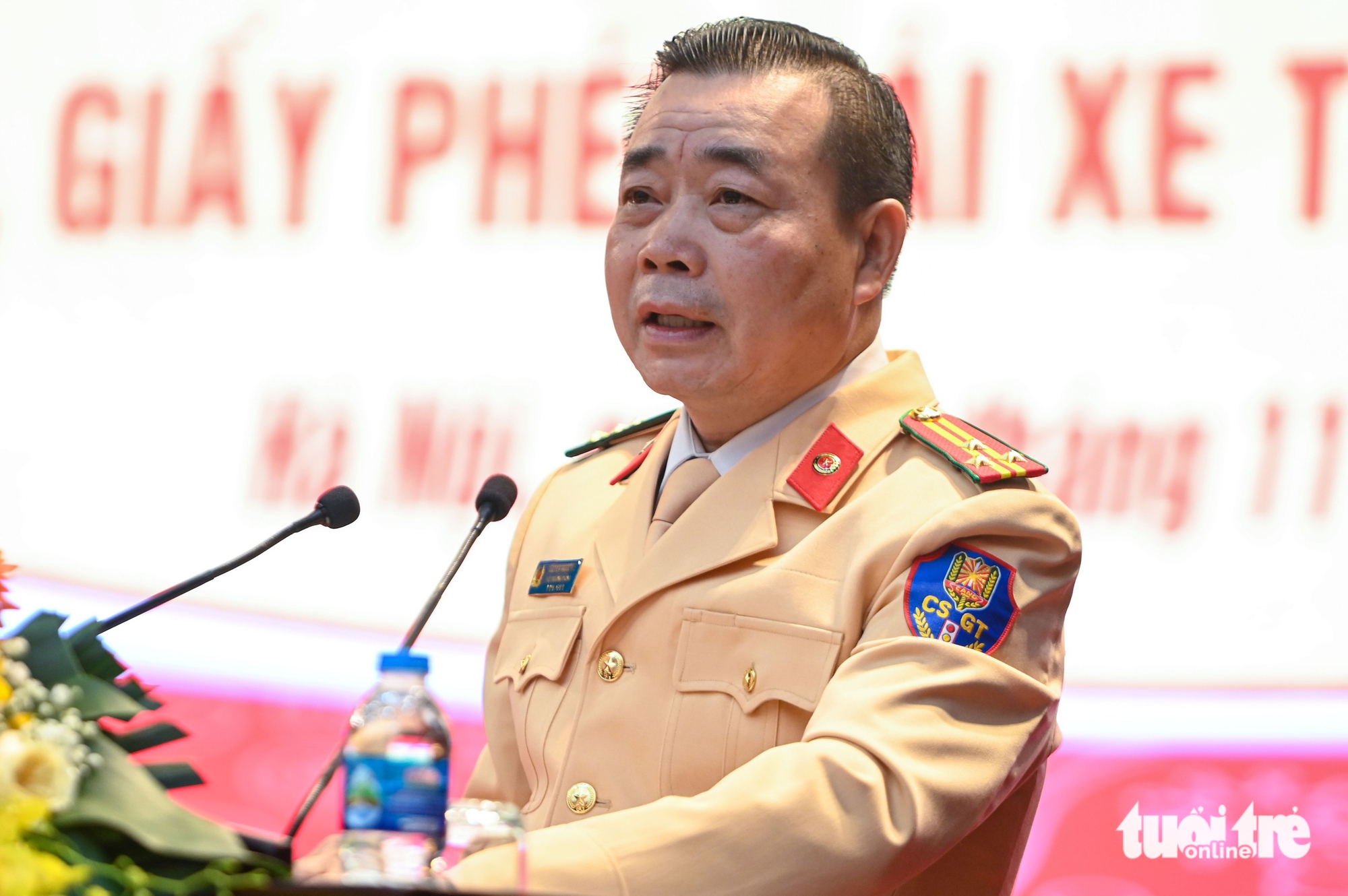 Công an Hà Nội làm sạch dữ liệu đăng ký của gần 8 triệu xe cộ trong 60 ngày - Ảnh 2.