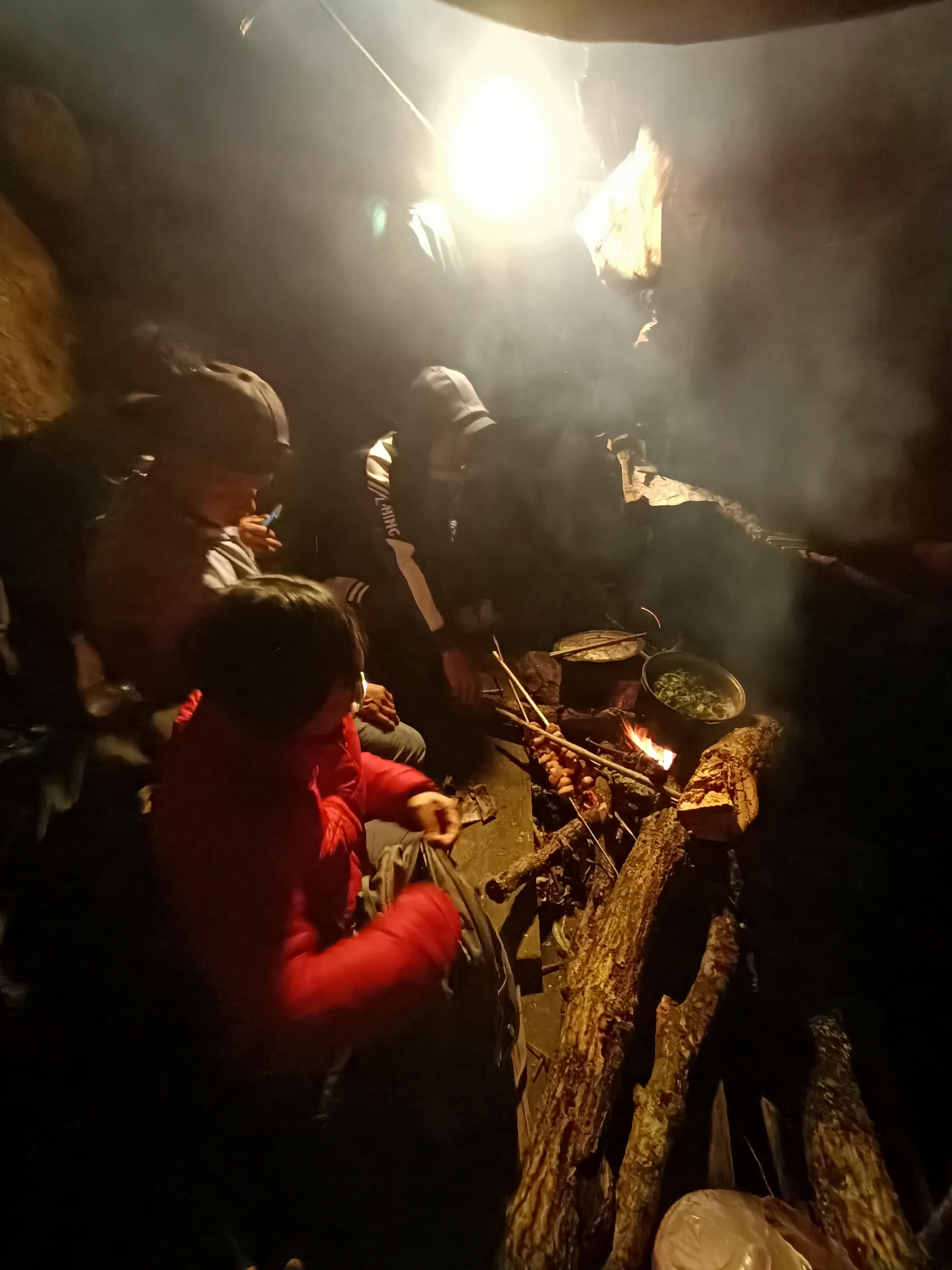 Mở tuyến Chinh phục đỉnh Pù Luông, đón du khách thích du lịch mạo hiểm về với xứ Thanh - Ảnh 8.