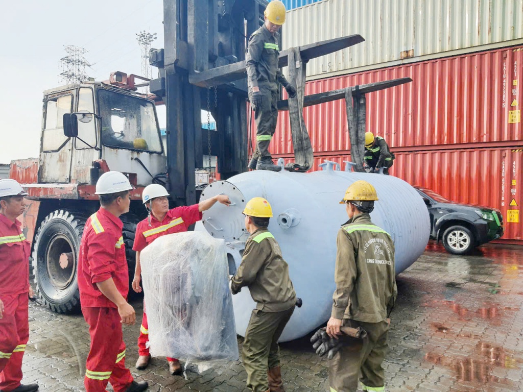 Buôn lậu thuốc lá điếu ngày càng tinh vi- Ảnh 5.