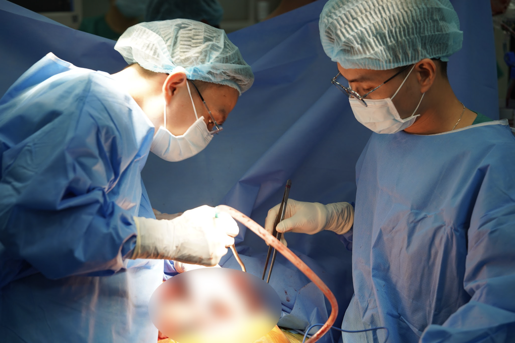 Bệnh nhân ghép phổi đầu tiên ở miền Nam hiện ra sao? - 3