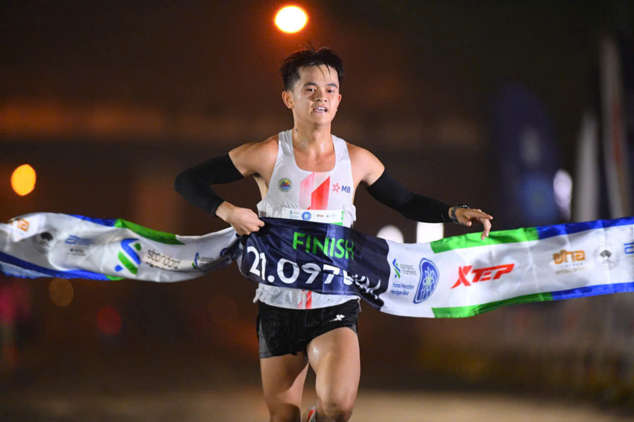 Màn so tài hấp dẫn giữa Huỳnh Anh Khôi, Nguyễn Văn Lai, Phạm Thị Hồng Lệ với các elite quốc tế 7 Màn so tài hấp dẫn giữa Huỳnh Anh Khôi, Nguyễn Văn Lai, Phạm Thị Hồng Lệ với các elite quốc tế - Ảnh 7.