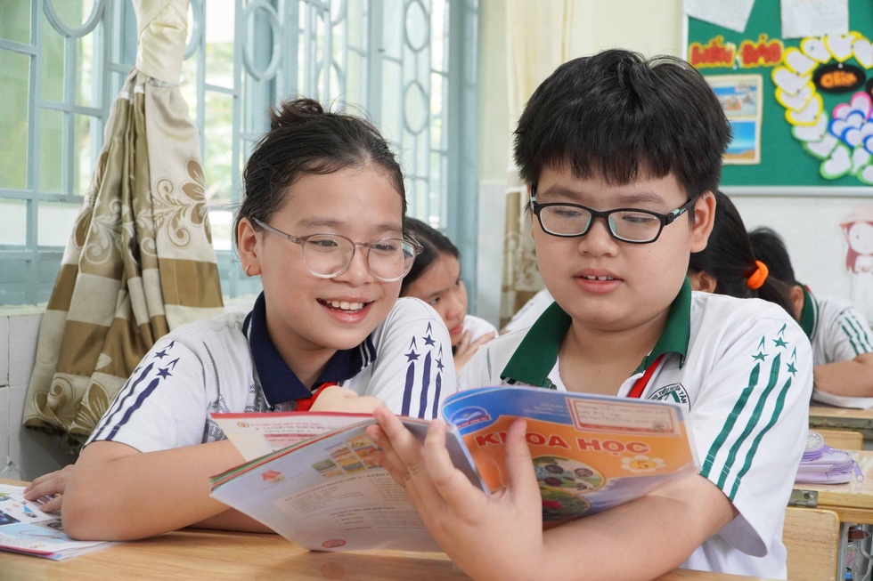 Sửa Luật Giáo dục - thể chế hoá chủ trương một bộ SGK thống nhất toàn quốc - 5