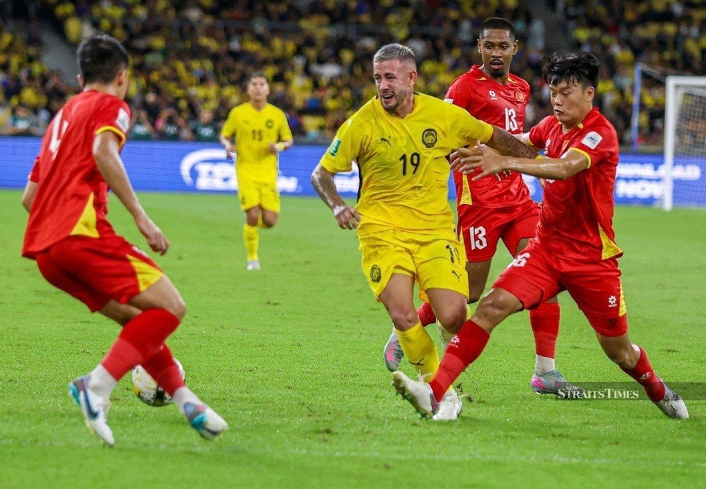 Bóng đá Malaysia sắp có biến sau khi bị FIFA trừng phạt - 2