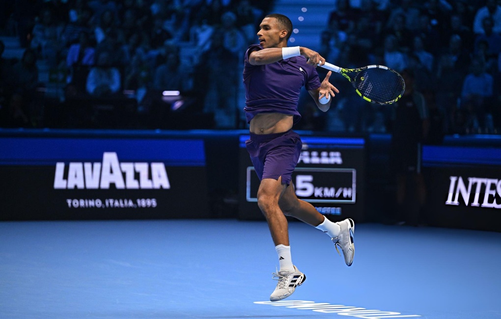 Sinner thắng trận mở màn ATP Finals, tiếp tục đua ngôi số một với Alcaraz - 2