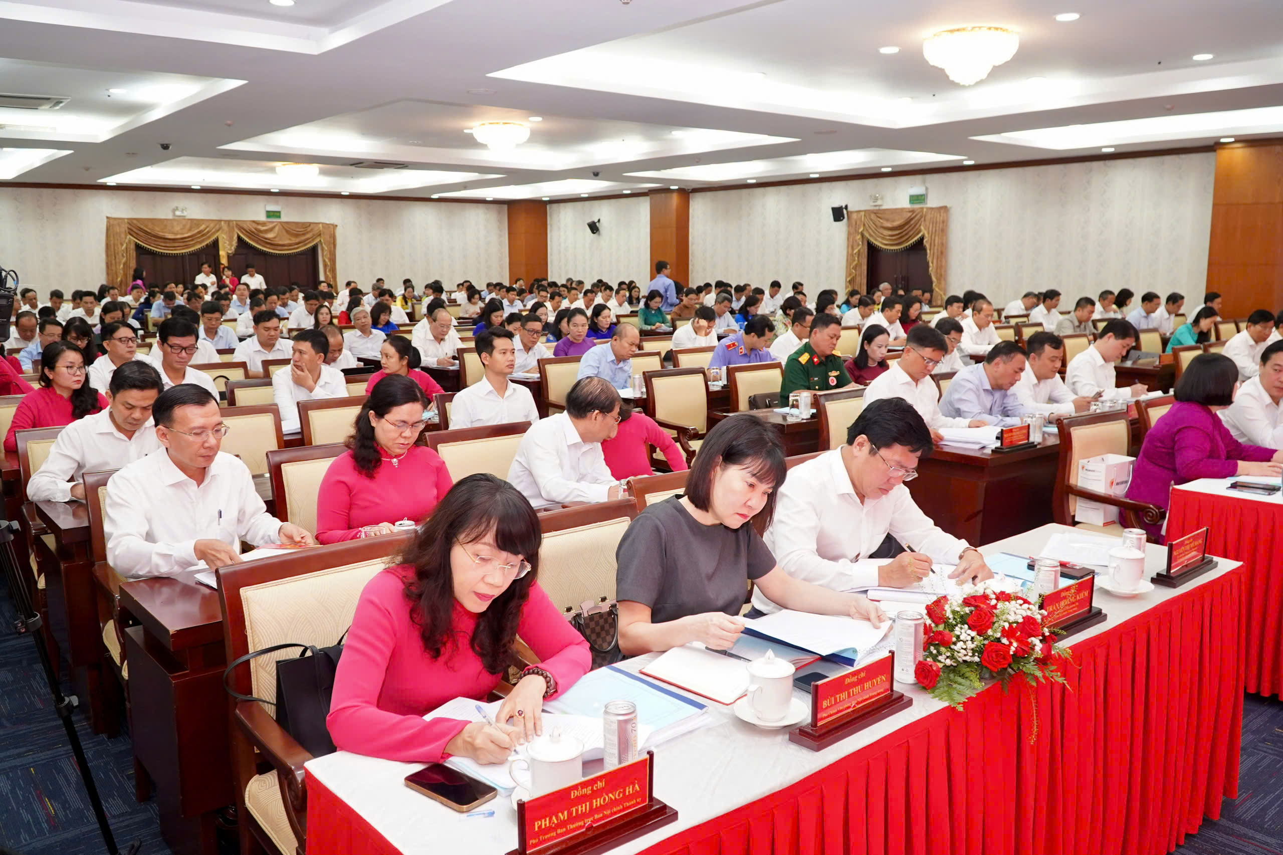 Cán bộ làm công tác phòng, chống tham nhũng phải tử tế 2 Bí thư Trần Lưu Quang: Cán bộ làm công tác phòng, chống tham nhũng phải tử tế - Ảnh 2.