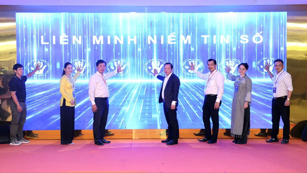 mô hình “Liên minh niềm tin số”