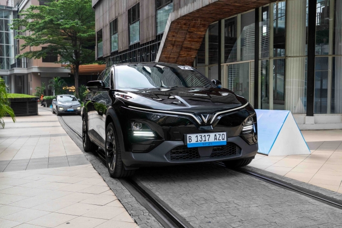 Mẫu xe VF 6 đang được mở bán tại Indonesia. Ảnh: VinFast