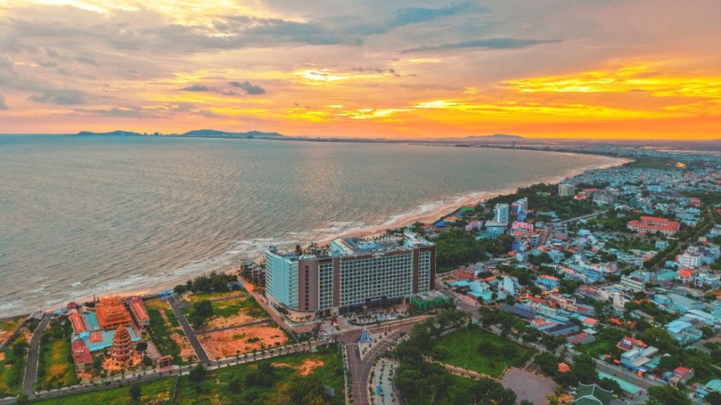 Các điểm du lịch nghỉ dưỡng biển tiềm năng gần sân bay Long Thành - 2