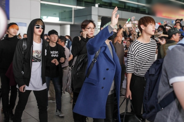 Clip hiếm: BTS trình diễn ở Việt Nam- Ảnh 7.