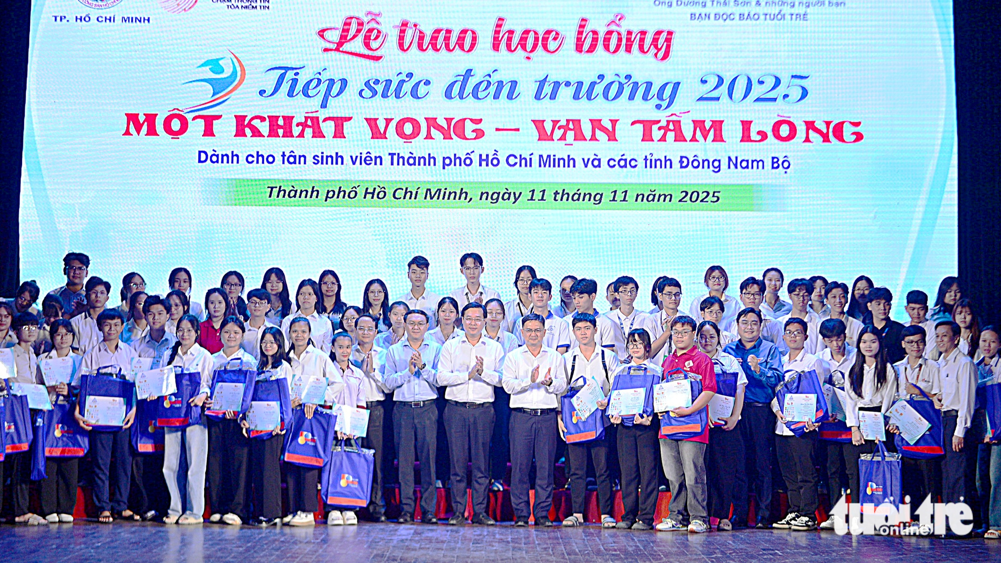 Tiếp sức đến trường - Ảnh 2.