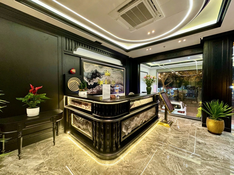 Nhiều khách sạn ở Hà Nội vạ lây sau vụ khách bị từ chối nhận phòng lúc 2h - 3