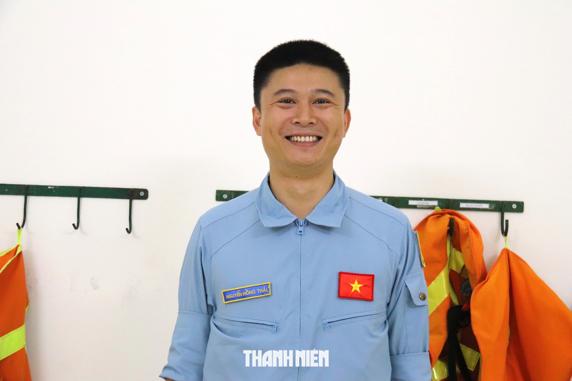 Cận cảnh Trung đoàn 920 đào tạo phi công ở sân bay Phan Thiết - Ảnh 12.