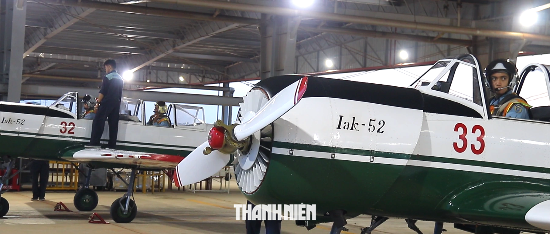 Cận cảnh Trung đoàn 920 đào tạo phi công ở sân bay Phan Thiết - Ảnh 15.