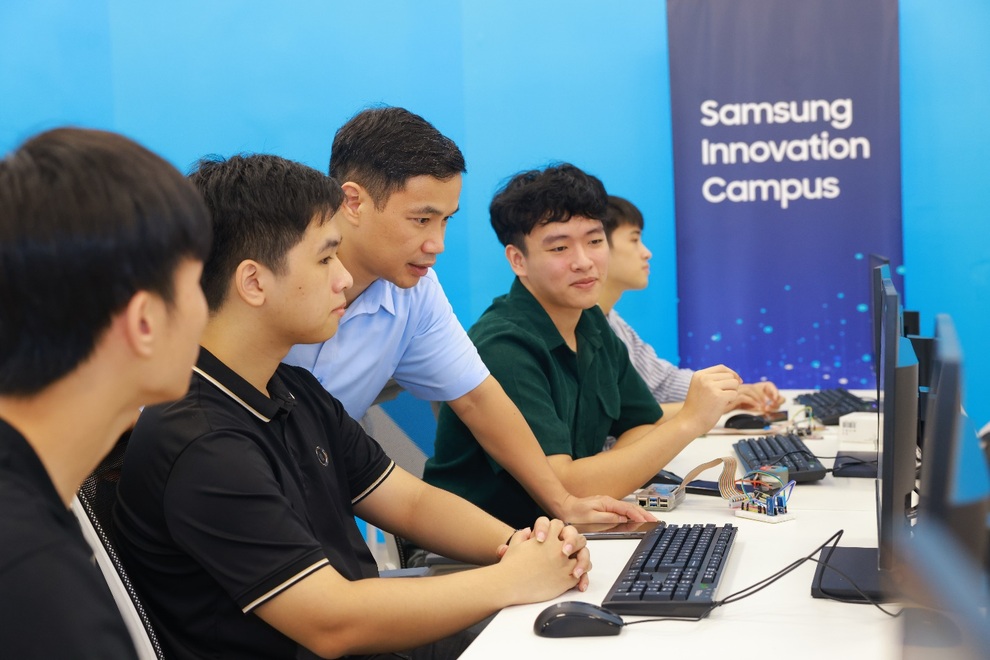 Samsung đánh dấu 30 năm đồng hành, kiến tạo cuộc sống tốt đẹp hơn cùng Việt Nam - 3