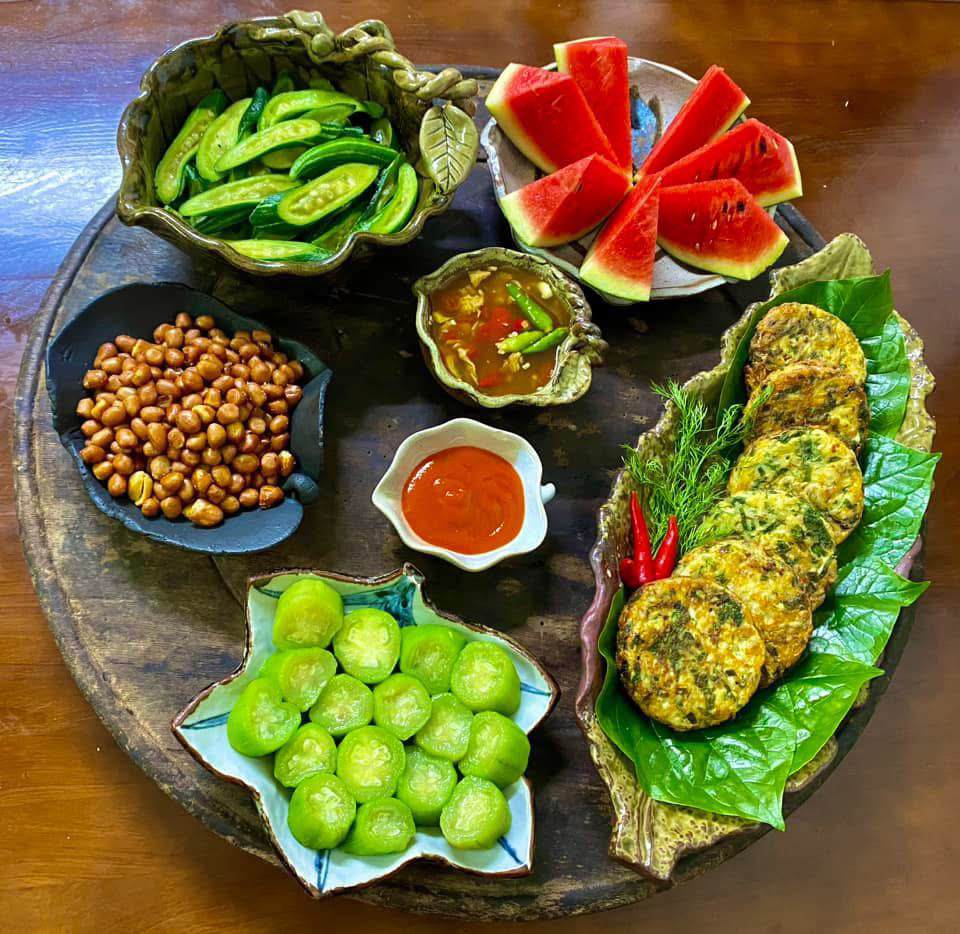 Chả cá ngần - Lạc rang - Mướp luộc - Lặc lè xào