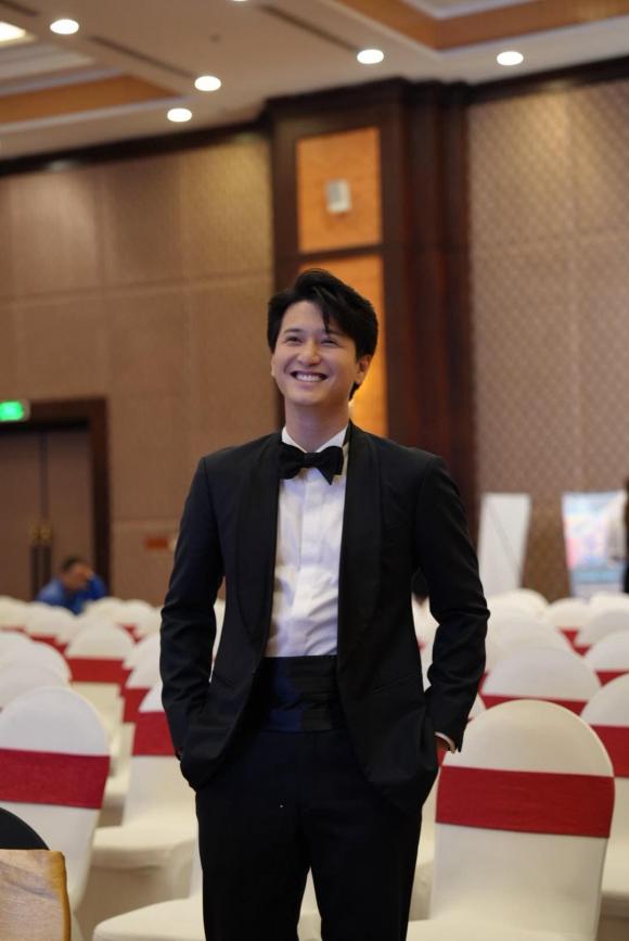 Sao Việt 12/11, tin sao việt mới nhất, sao việt