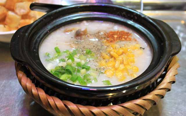 Món cháo niêu đất thơm ngon