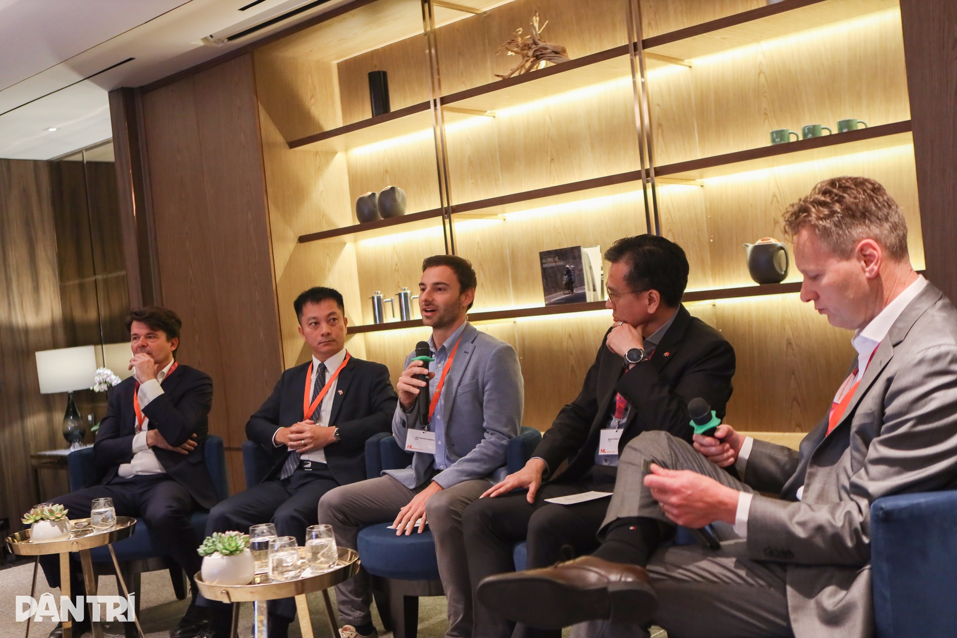 Bộ trưởng Hà Lan: Việt Nam đang dẫn đầu khu vực về phát triển cảng biển - 5