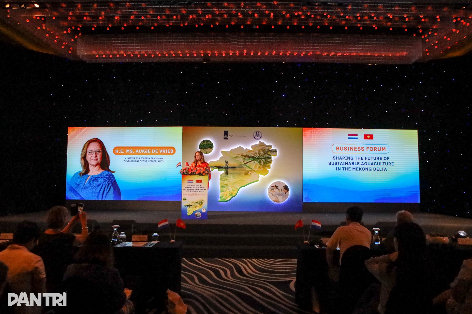 Bộ trưởng Hà Lan: Việt Nam đang dẫn đầu khu vực về phát triển cảng biển - 10