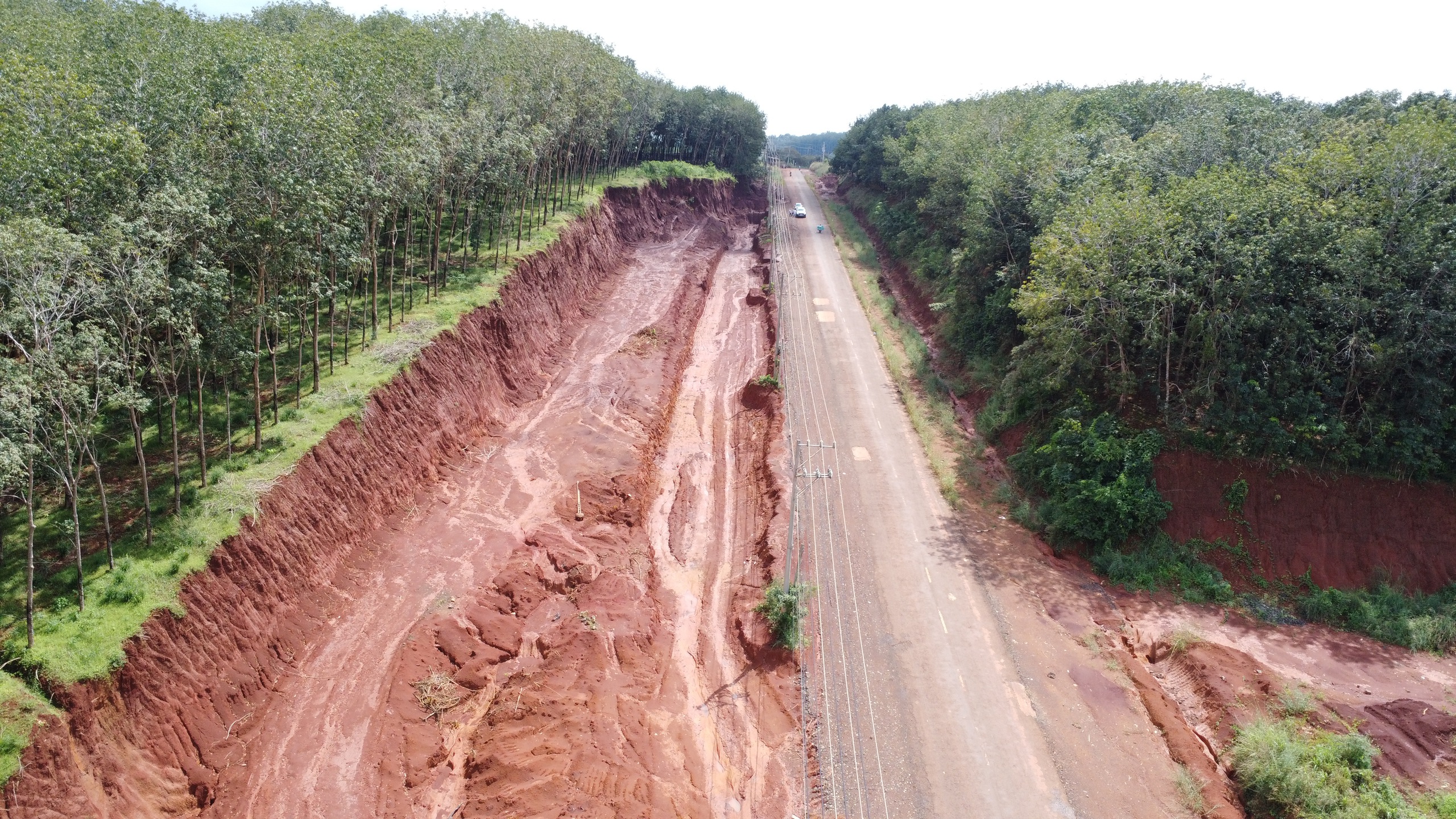 Vì sao dự án nâng cấp, mở rộng đường ĐT.753 chậm tiến độ? - Ảnh 11.