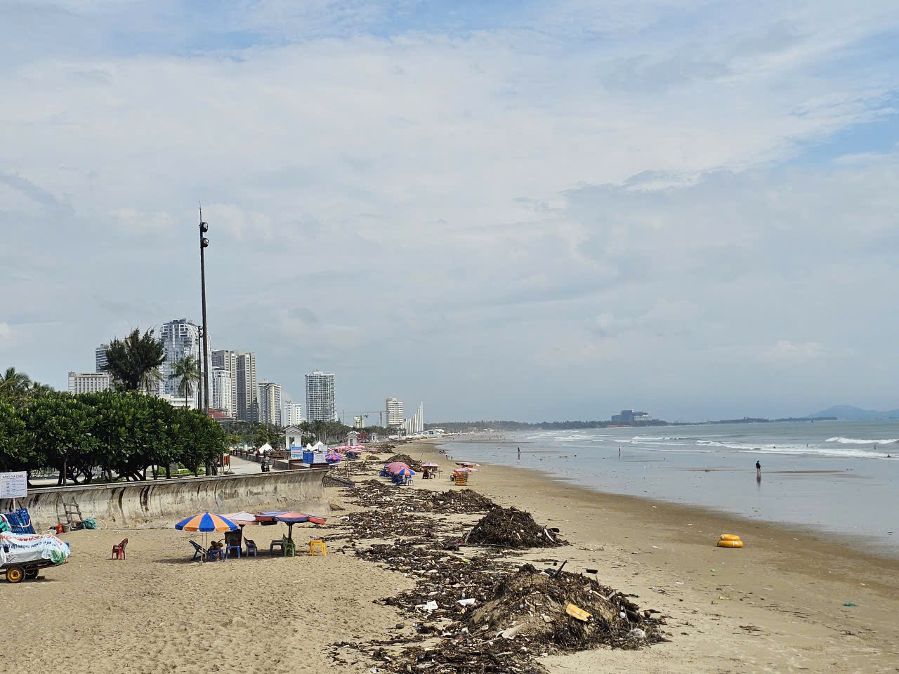 Rác đại dương tấn công Bãi Sau Vũng Tàu Sau công viên nghìn tỉ đồng - Ảnh 11.