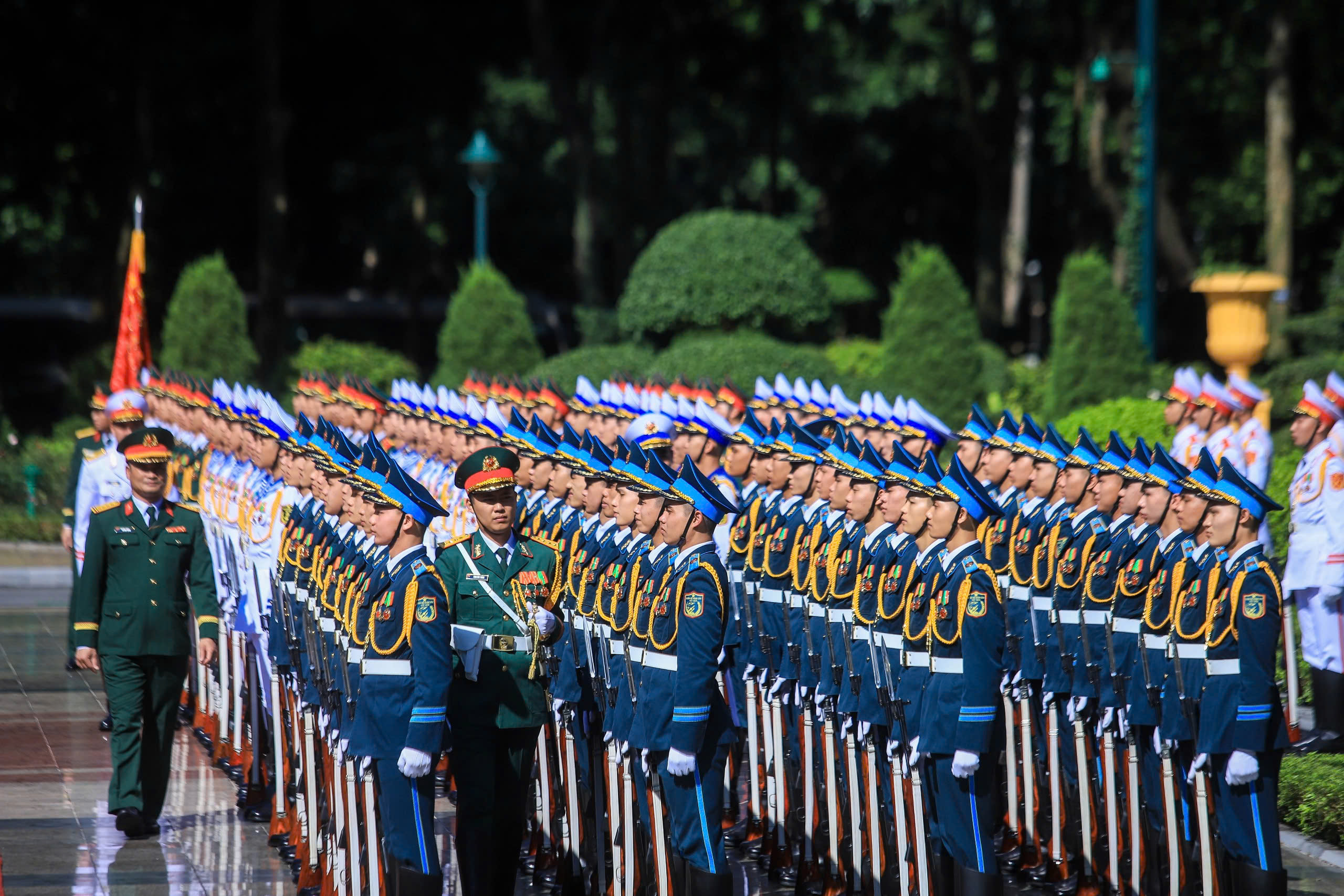 Chủ tịch nước Lương Cường chủ trì lễ đón chính thức Quốc vương Jordan - Ảnh 3.