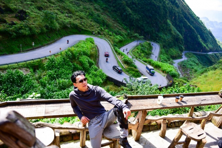 Chủ tịch Trần Hùng Huy chinh phục cung đường hiểm trở ở Hà Giang - 3