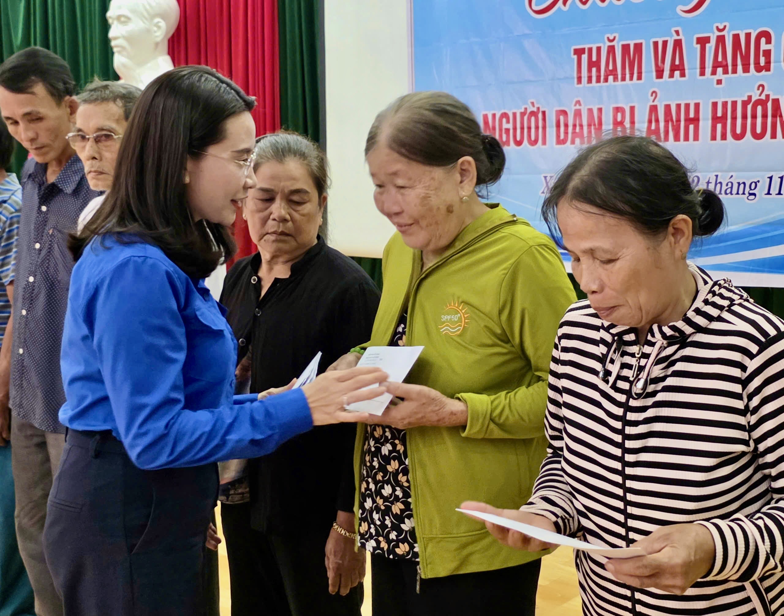 tặng quà - Ảnh 3.