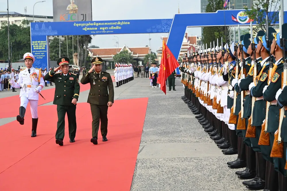 giao lưu hữu nghị.jpg