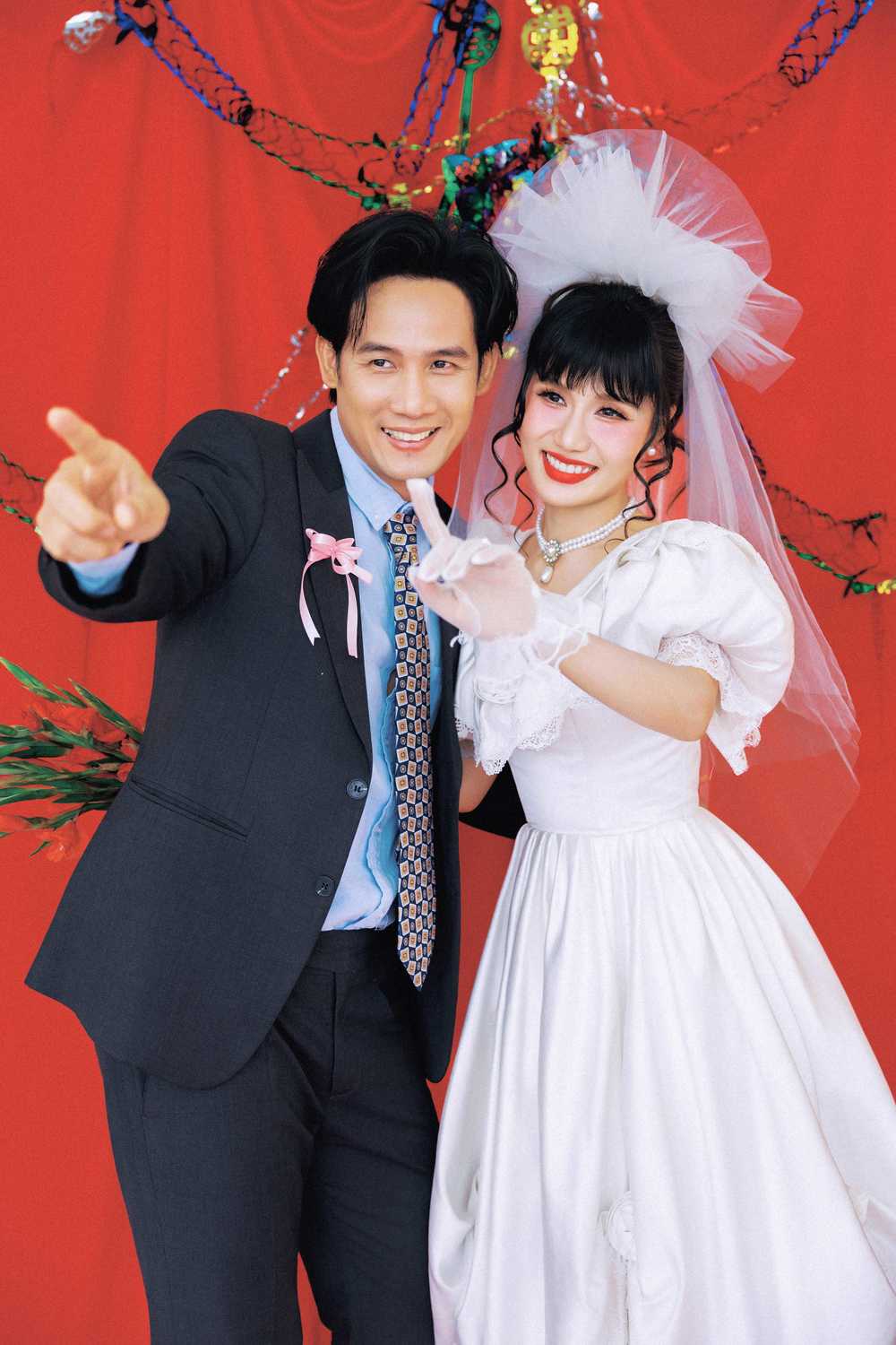   
Diễn viên Thanh Thức tham gia đóng trong MV "Bình minh dịu êm" của Phan Như Thùy.