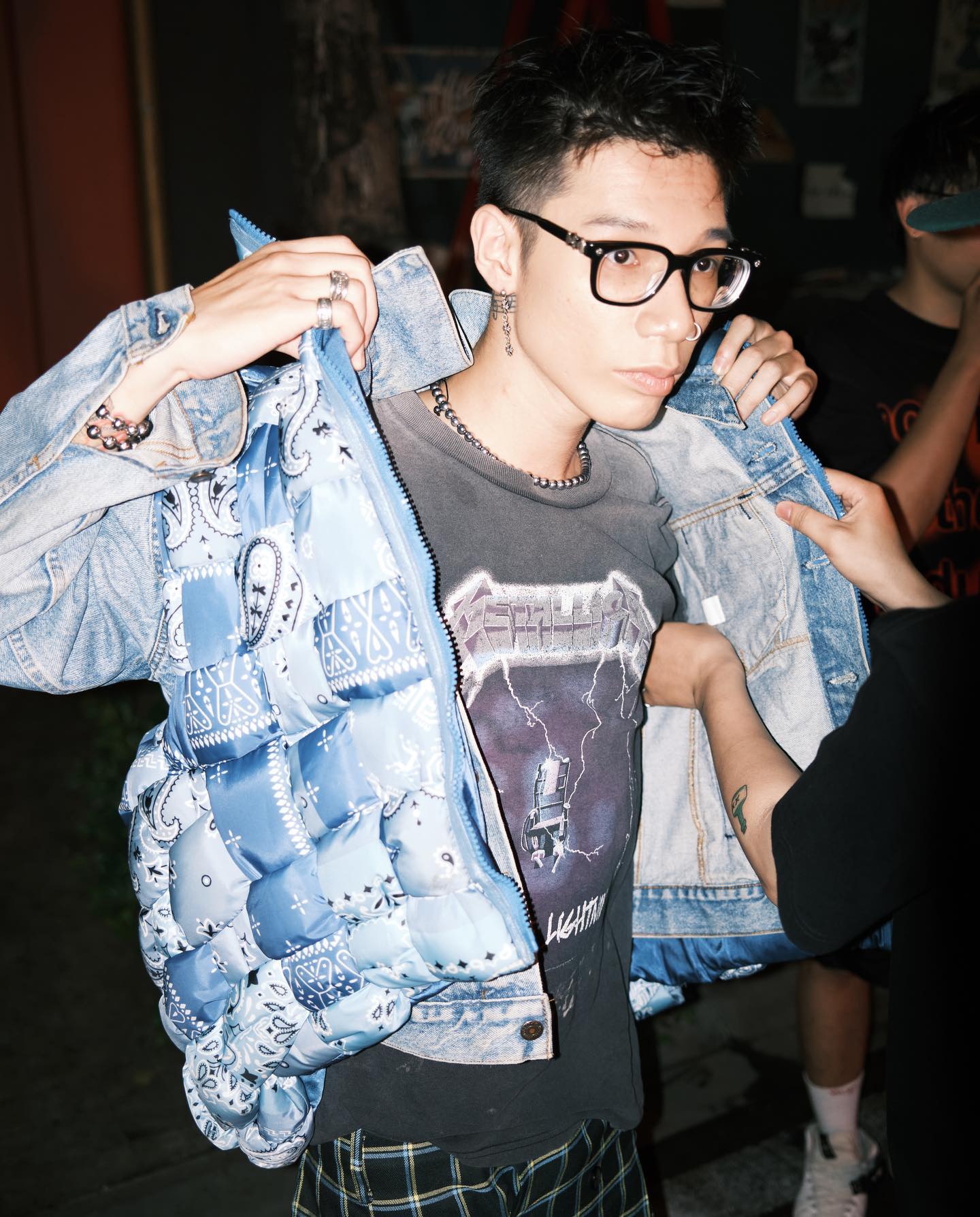 MCK lại “out trình”- Ảnh 5. MCK lại “out trình”- Ảnh 5.