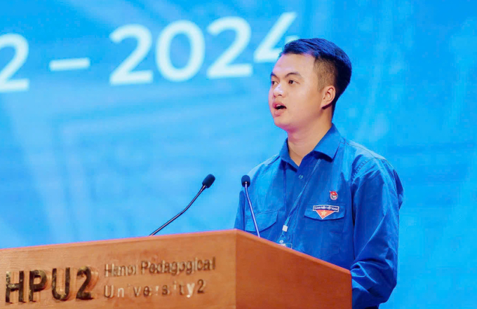 Tráng trong vai trò Chủ tịch Hội Sinh viên trường Đại học Sư phạm Hà Nội 2. Ảnh: Nhân vật cung cấp