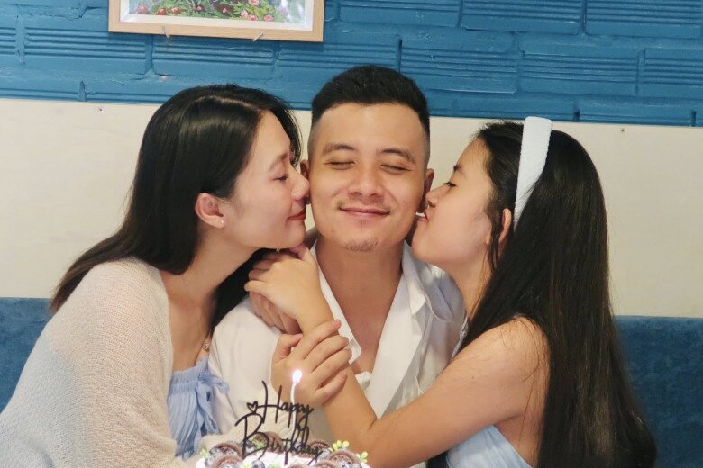 Ông xã Thanh Hiền hết lòng yêu thương bà xã và con riêng của vợ.