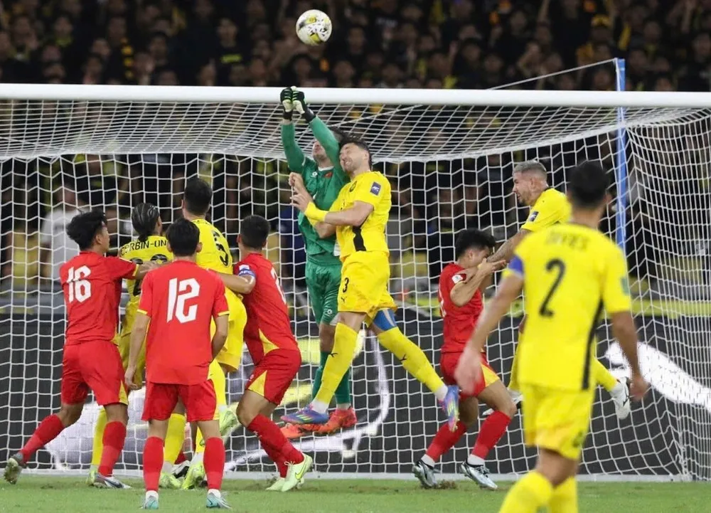 7-cau-thu-nhap-tich-het-duong-tro-lai-doi-tuyen-malaysia (1).jpg