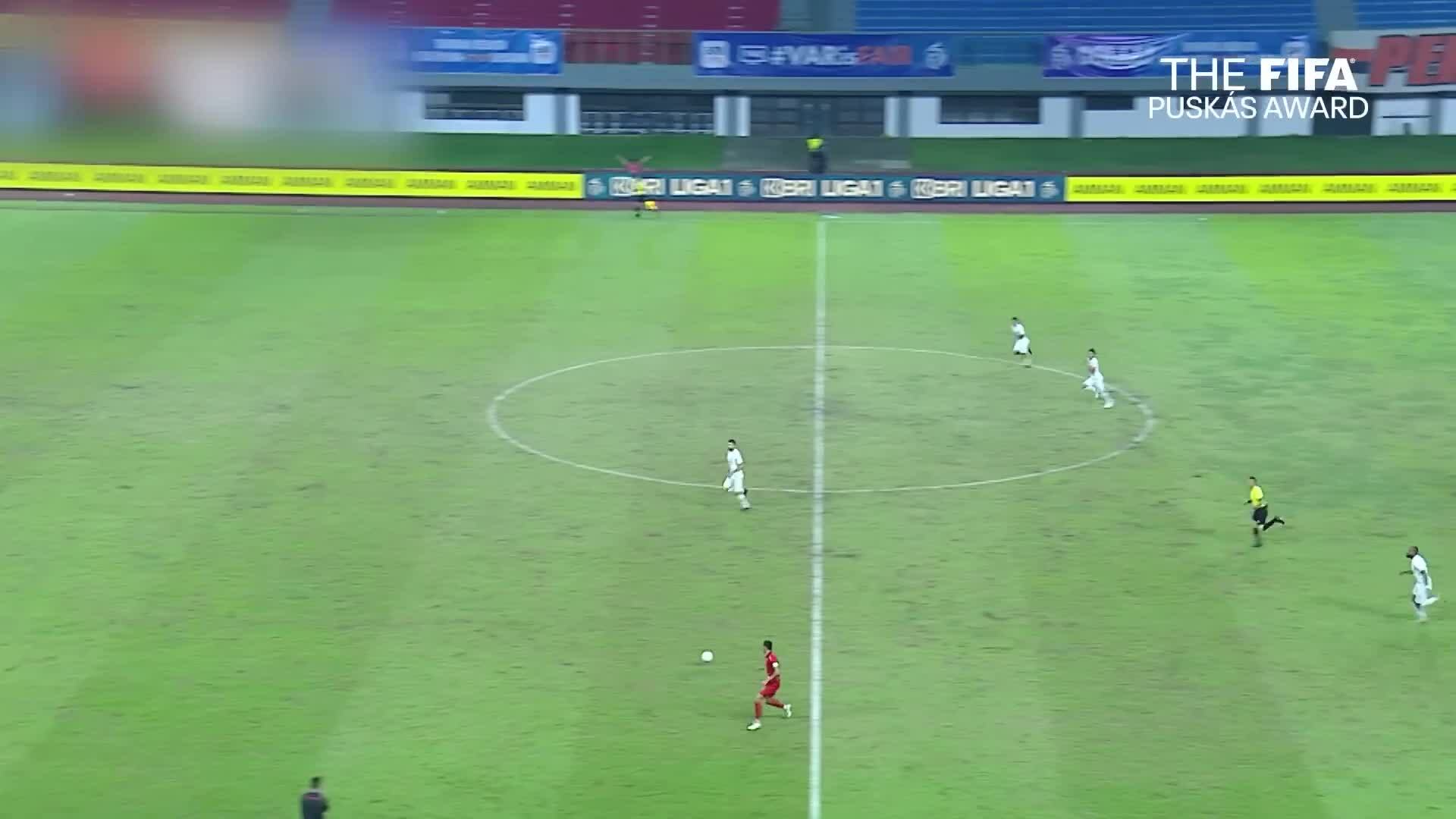 Trung vệ Indonesia được đề cử 'Bàn thắng đẹp nhất năm'