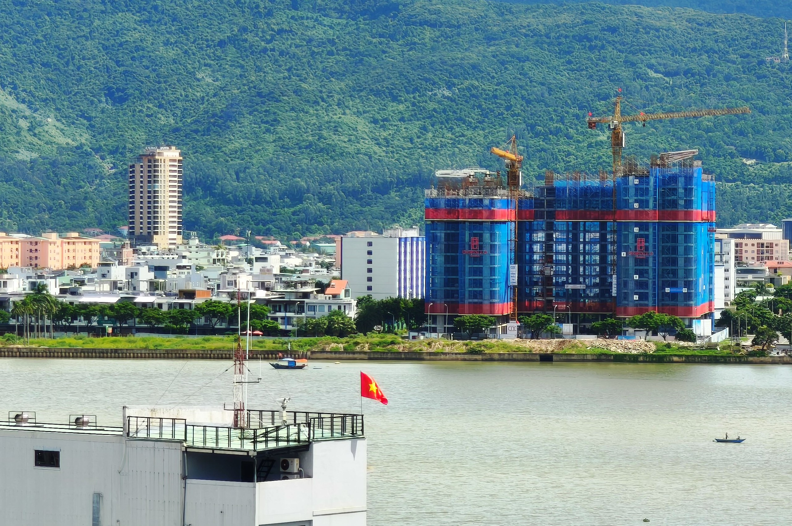 Đà Nẵng quyết liệt khơi thông nguồn lực đất đai, tạo động lực tăng trưởng mới- Ảnh 3.