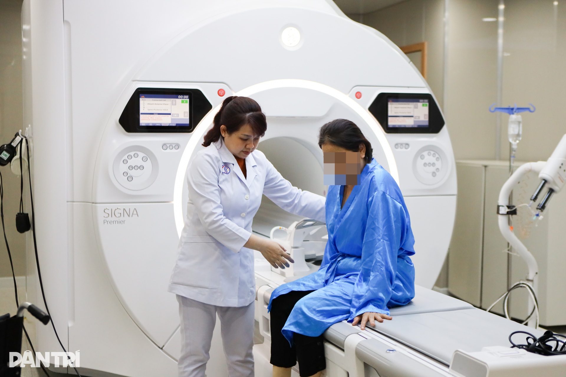 Chợ Rẫy vận hành máy MRI hiện đại nhất phía Nam, chụp nhanh gấp đôi - 12