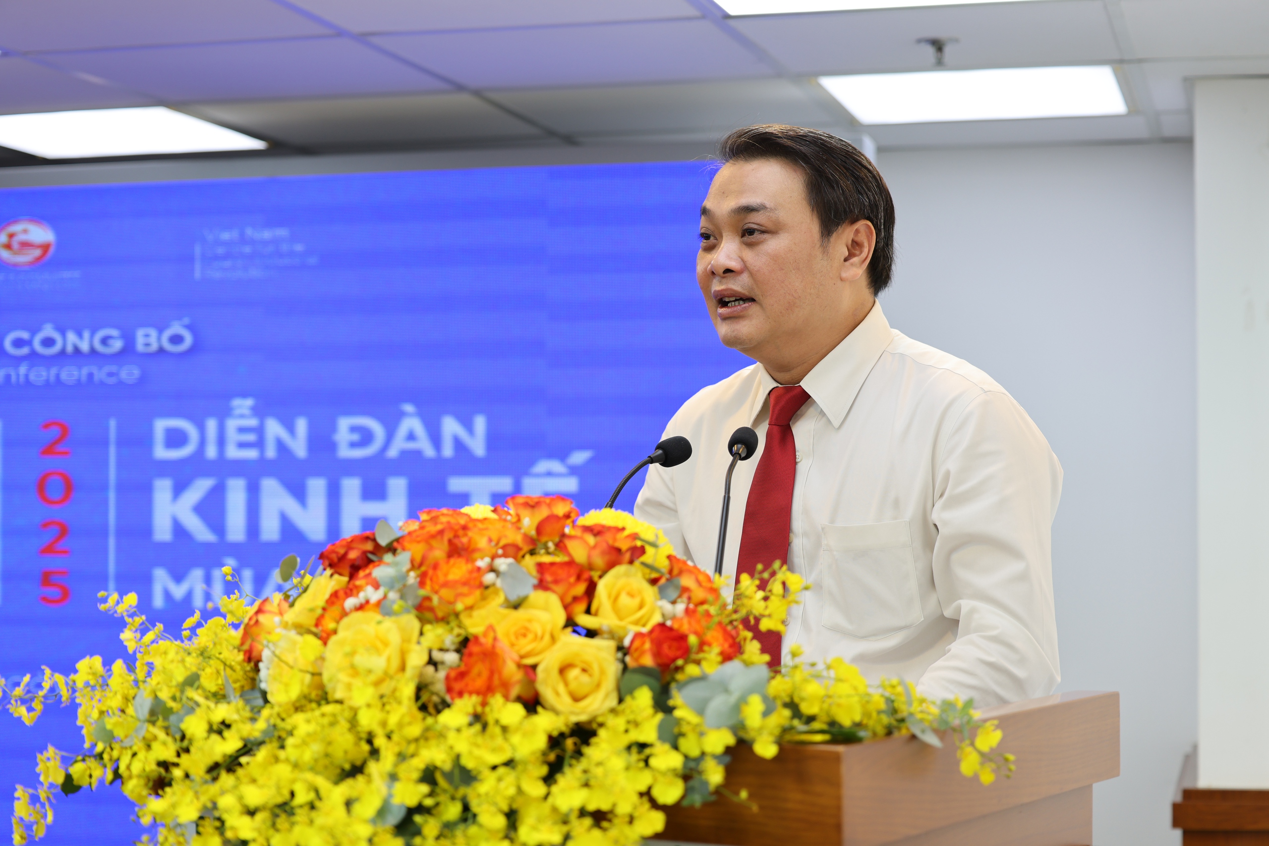 Diễn đàn Kinh tế mùa thu 2025 sẽ trình làng các mô hình phát triển có thể áp dụng ngay - Ảnh 2.