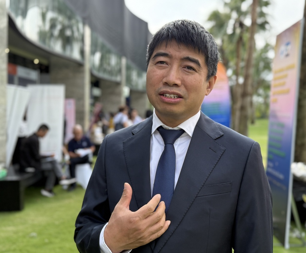 Nhiều người trẻ bỗng dưng rụng tóc trơ trọi - 2