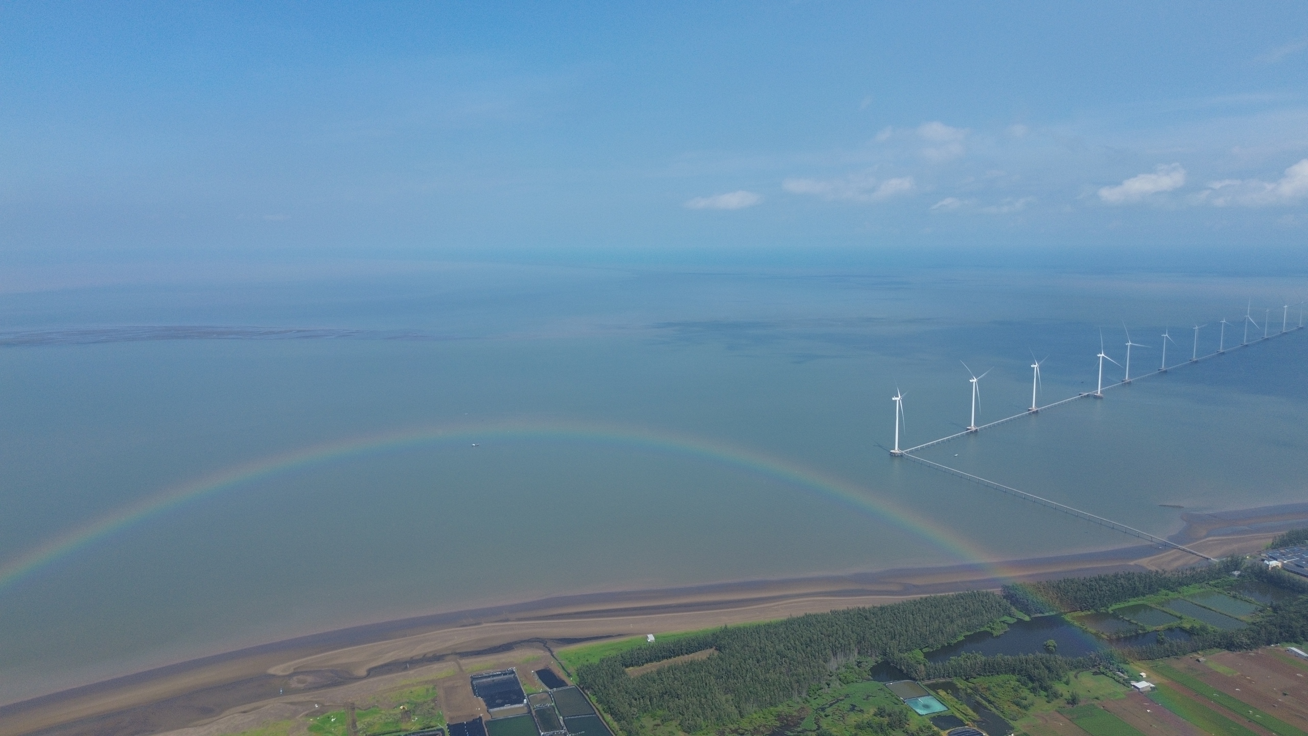 Vĩnh Long phát triển năng lượng xanh gắn với tiềm năng du lịch- Ảnh 2.