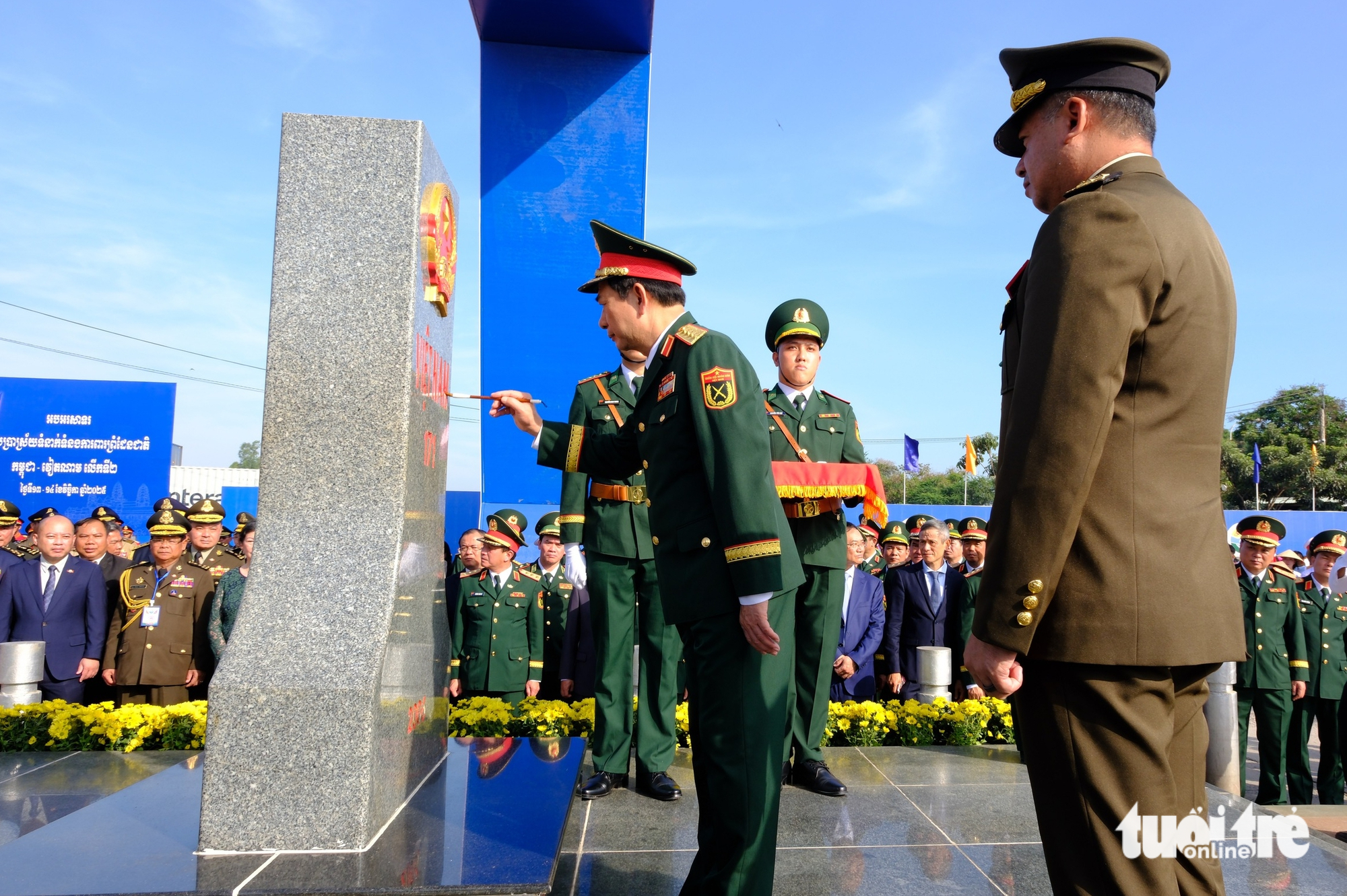 Khởi công trường tiểu học tại Campuchia do Bộ Quốc phòng Việt Nam hỗ trợ - Ảnh 4.