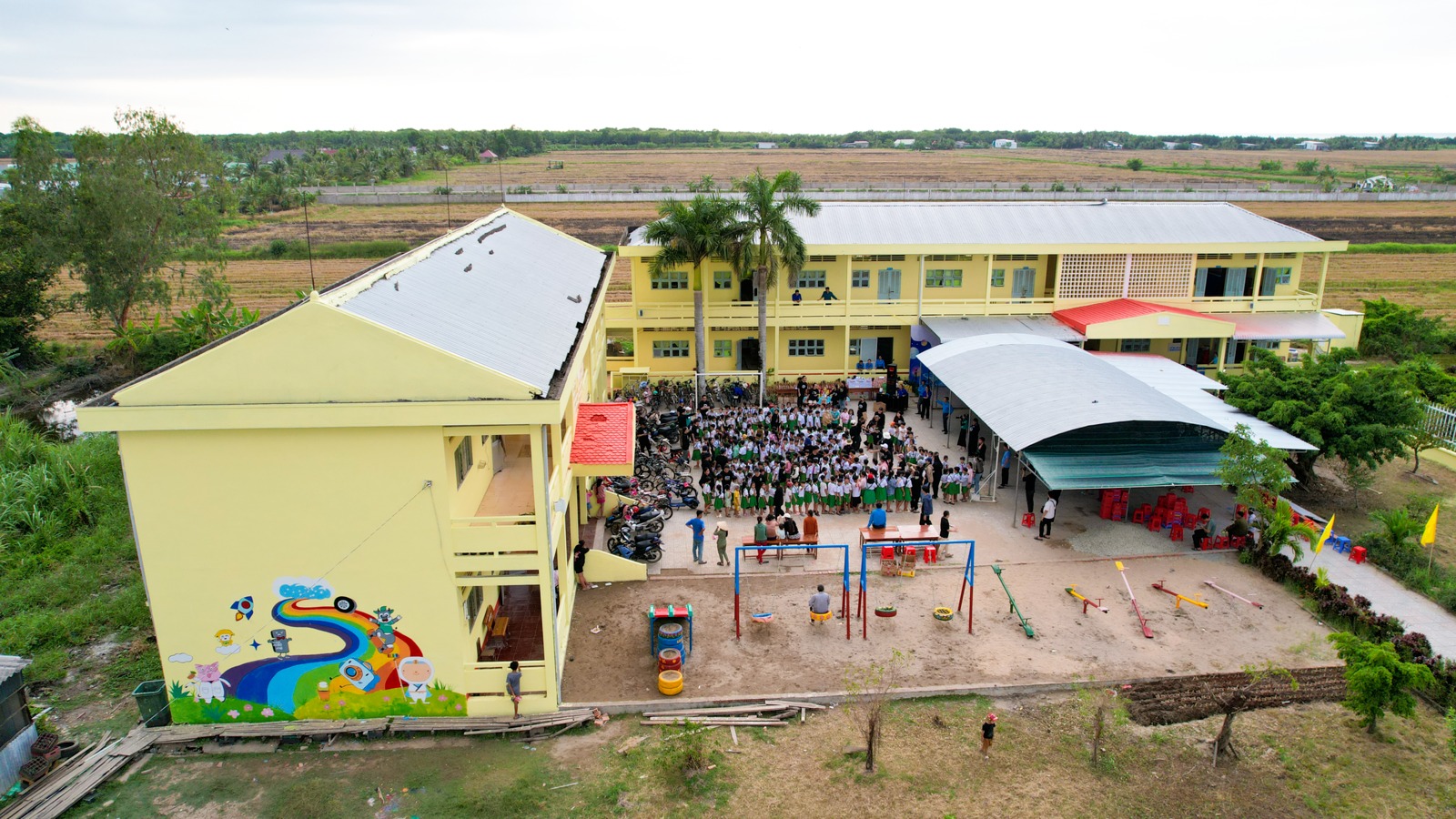 'Trạm phóng tương lai' - chắp cánh giấc mơ tri thức